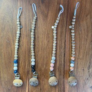 Pop Ya Tot Wooden Bead Dummy Chain/ Pacifier Straps Bundle x4